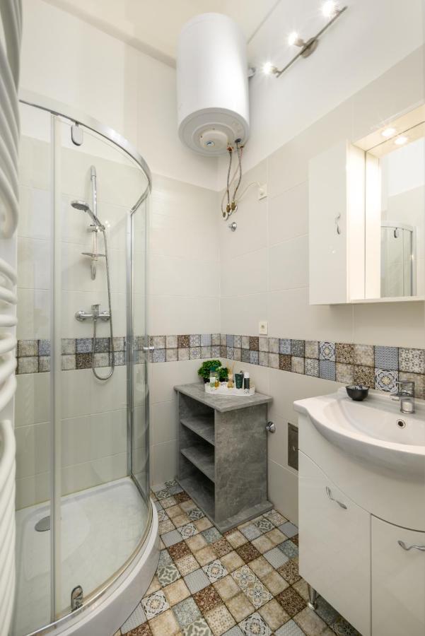 Ja18 Downtown Pearl - 2 Bedroom Apartment 布达佩斯 外观 照片